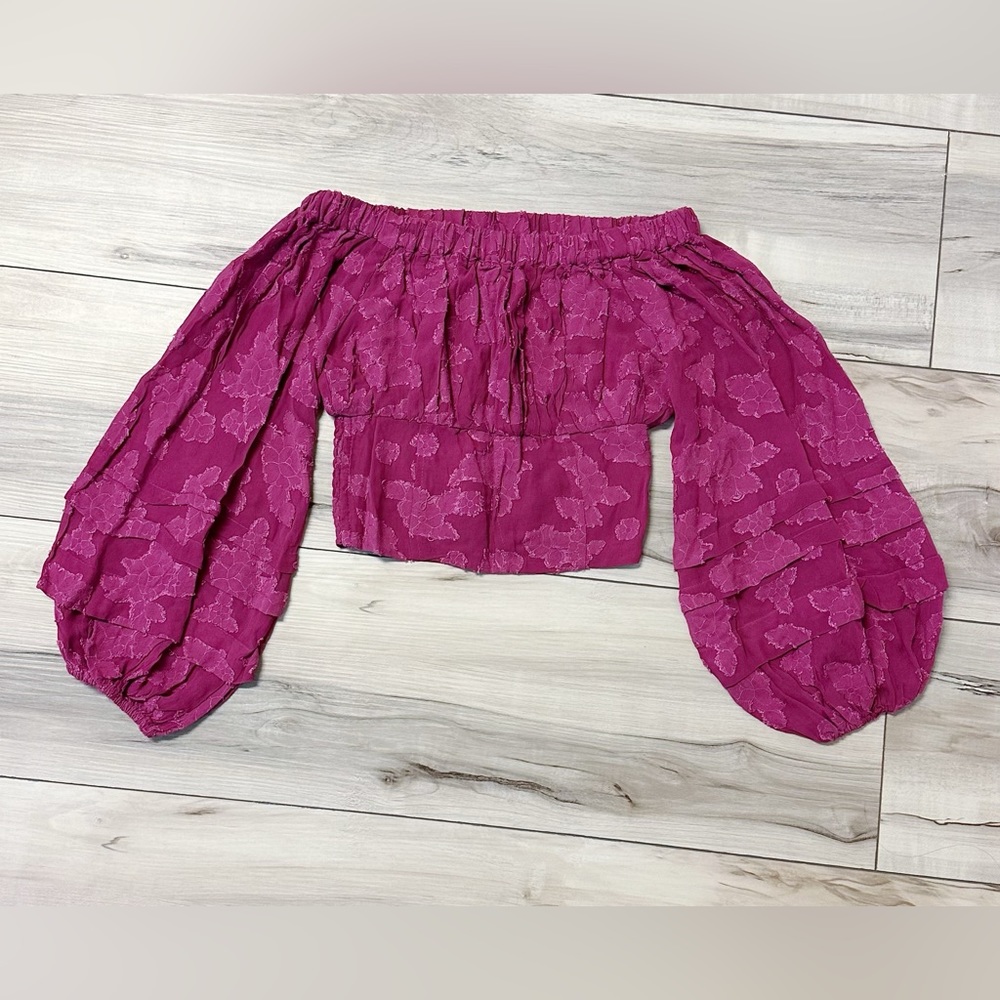 New En Creme Blouse Size XS